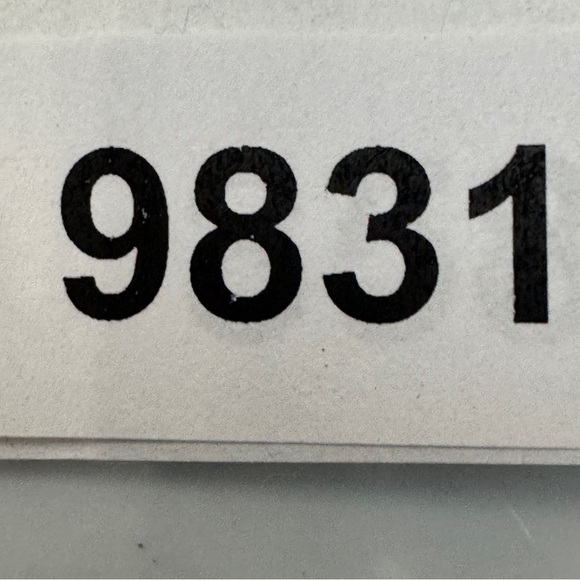 Victoria’s Secret Strapless/Convertible Bra Bundle 36B Neon & Floral - Picture 7 of 7